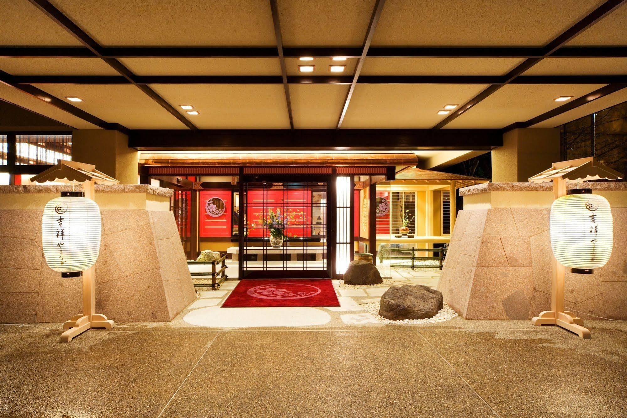 Отель Yamanaka Onsen Kissho Yamanaka Кага Экстерьер фото